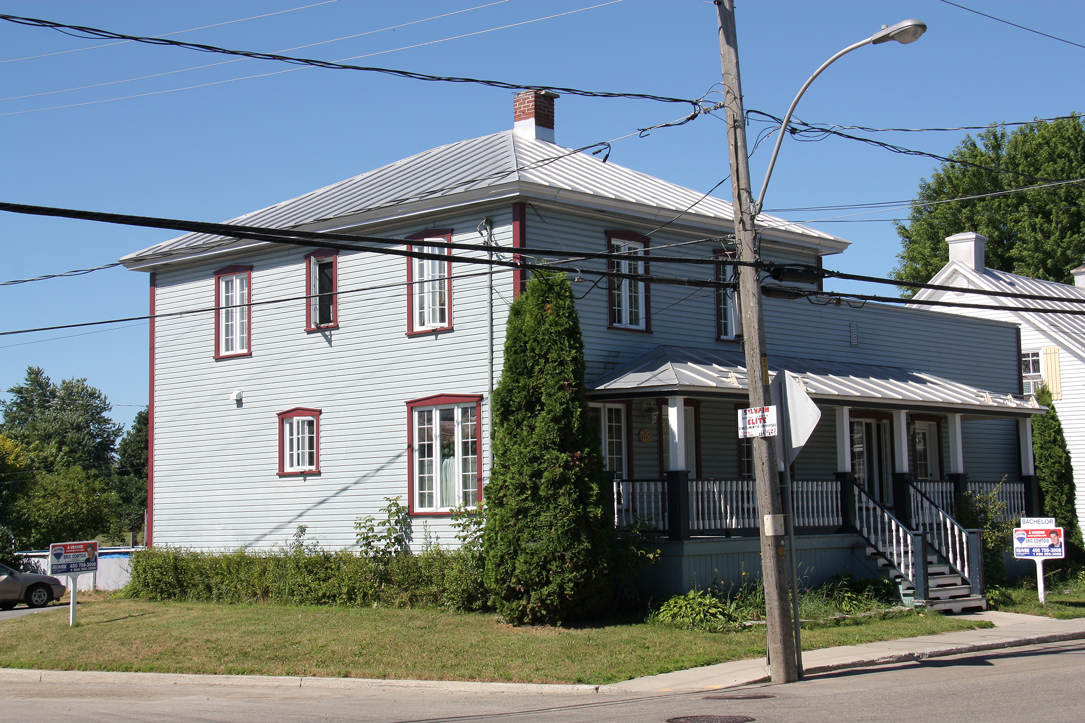 2221 à 2223, rue Principale, Sainte-Élisabeth